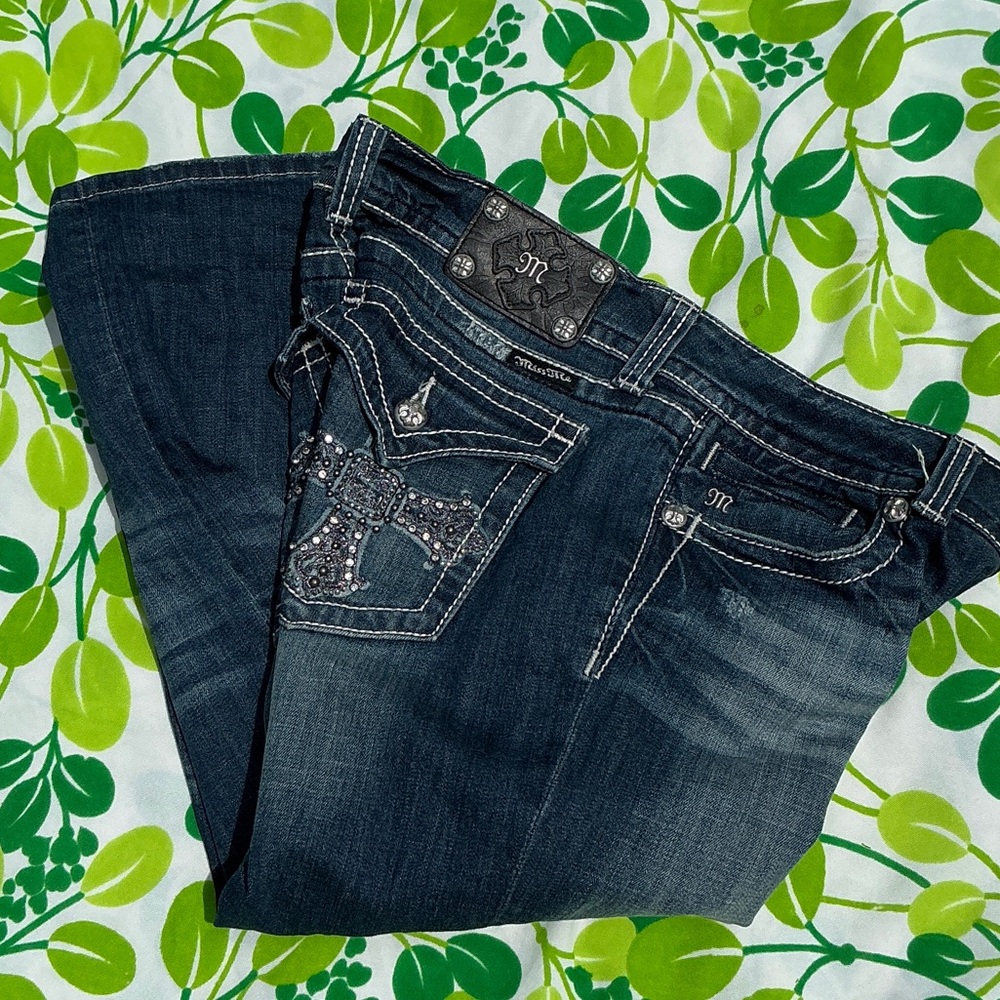Miss Me Dark Indigo Cropped Capri Jeans Size 31 - Picture 11 of 12